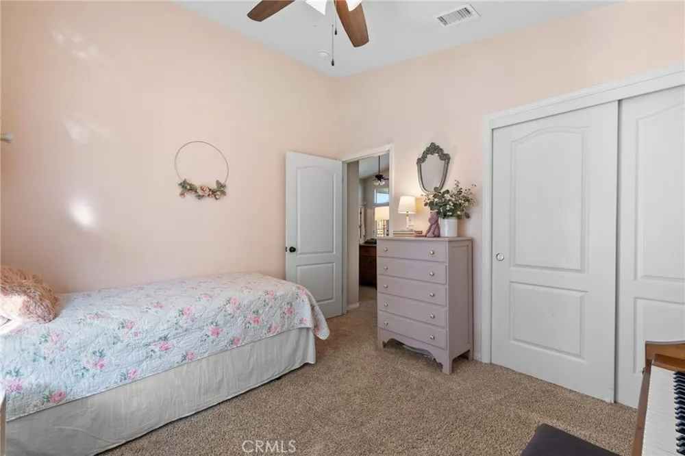 9906 Boone Valley Drive Bakersfield, CA 93312