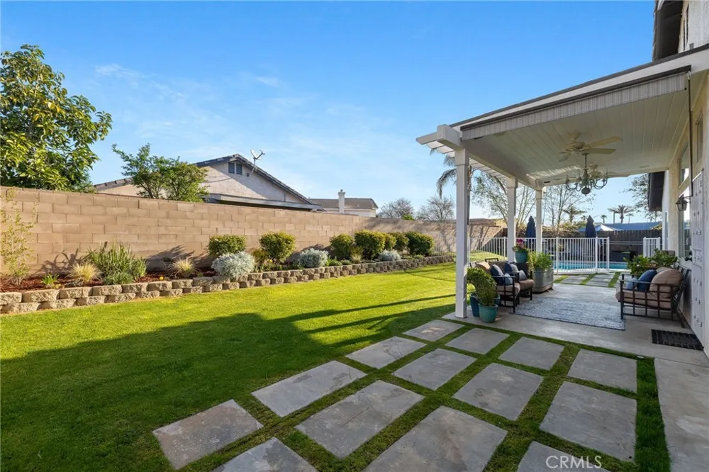9906 Boone Valley Drive Bakersfield, CA 93312