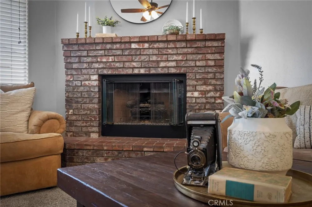9906 Boone Valley Drive Bakersfield, CA 93312