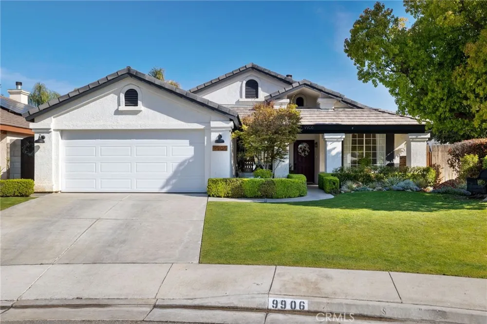 9906 Boone Valley Drive Bakersfield, CA 93312