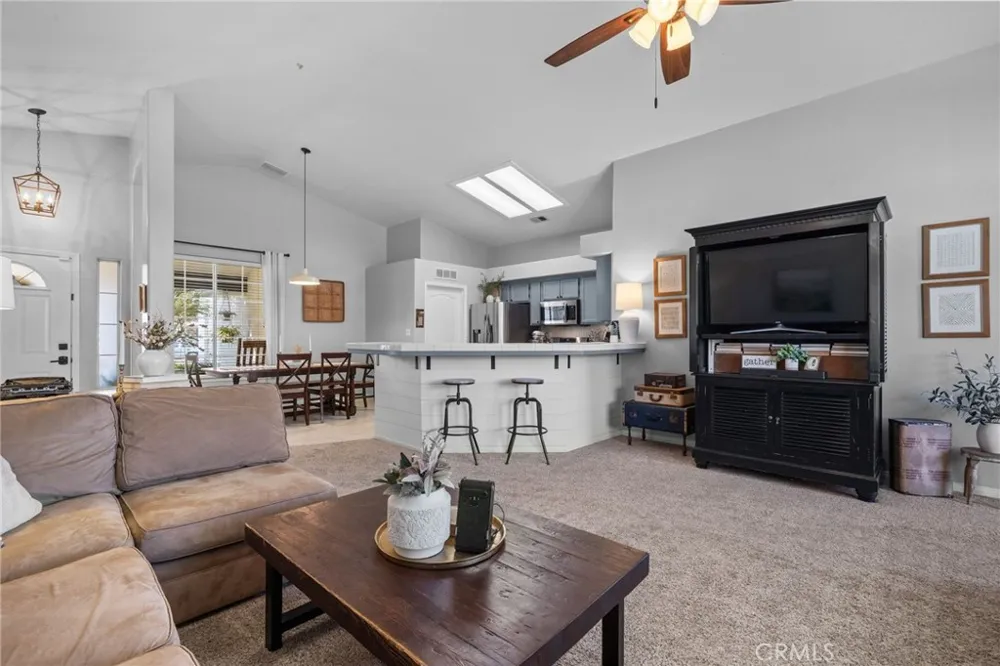9906 Boone Valley Drive Bakersfield, CA 93312