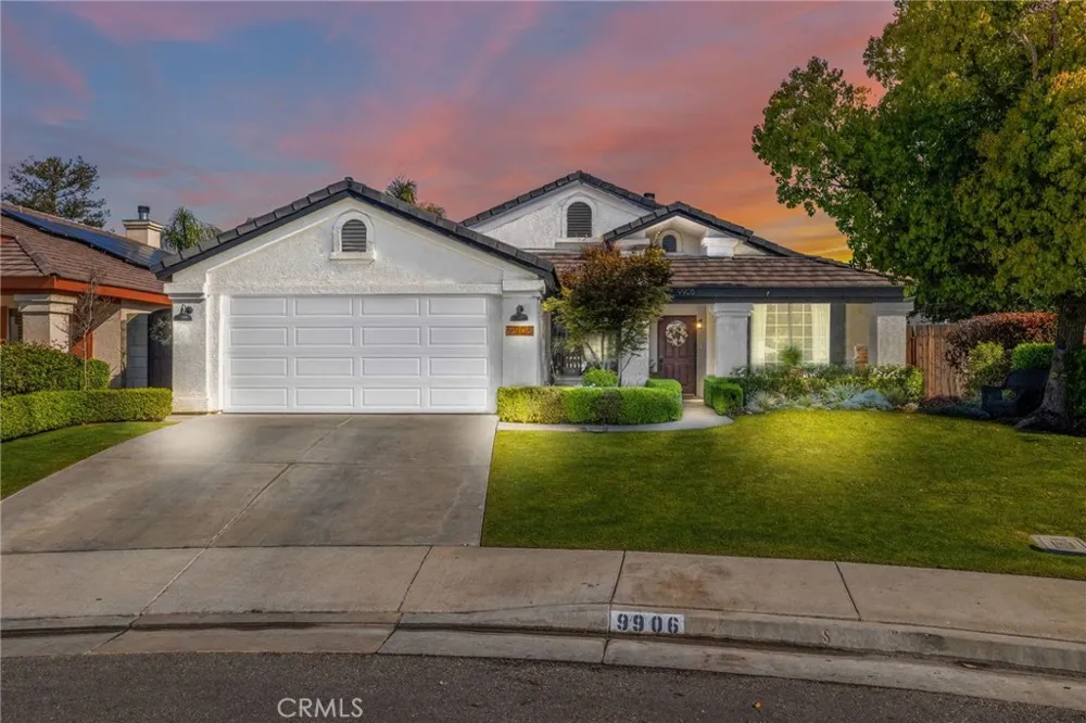 9906 Boone Valley Drive Bakersfield, CA 93312