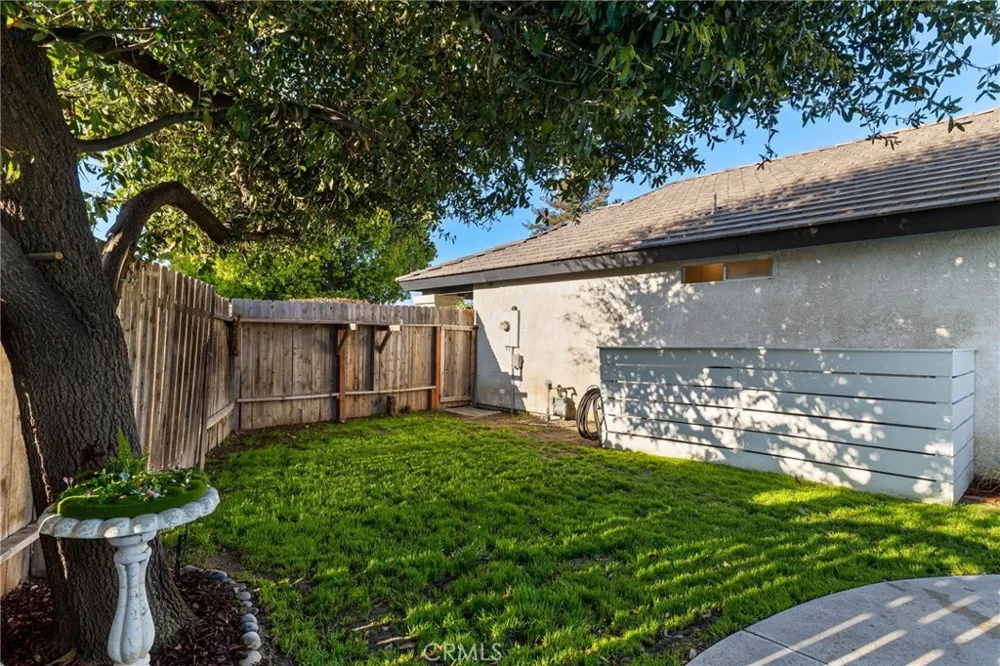 9906 Boone Valley Drive Bakersfield, CA 93312