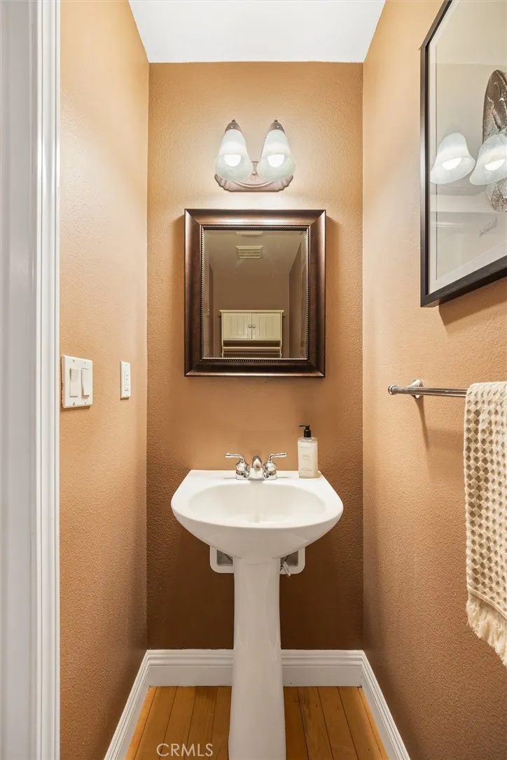 979 La Costa Court Atascadero, CA 93422