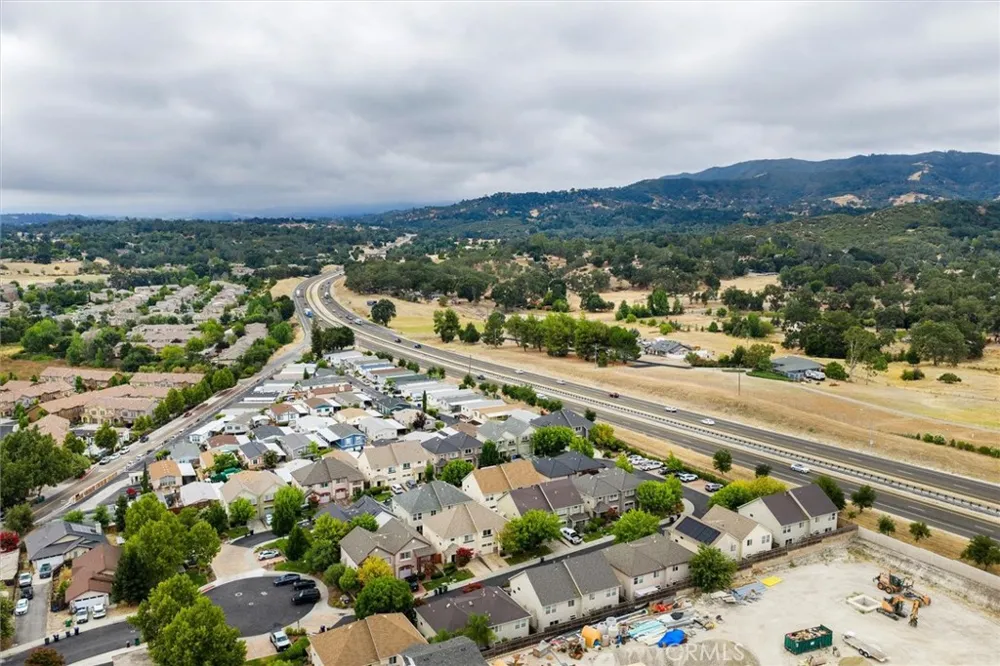 979 La Costa Court Atascadero, CA 93422