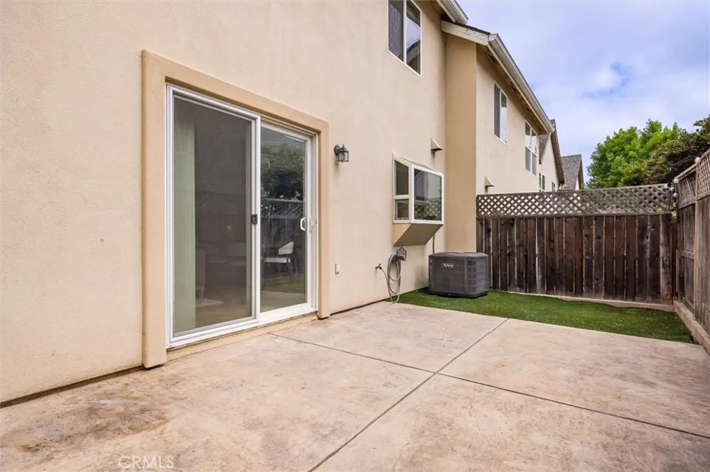 979 La Costa Court Atascadero, CA 93422