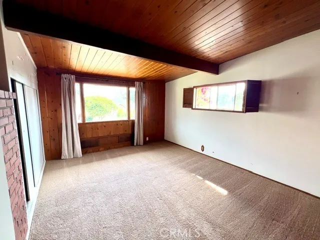 425 Wellington Cambria, CA 93428