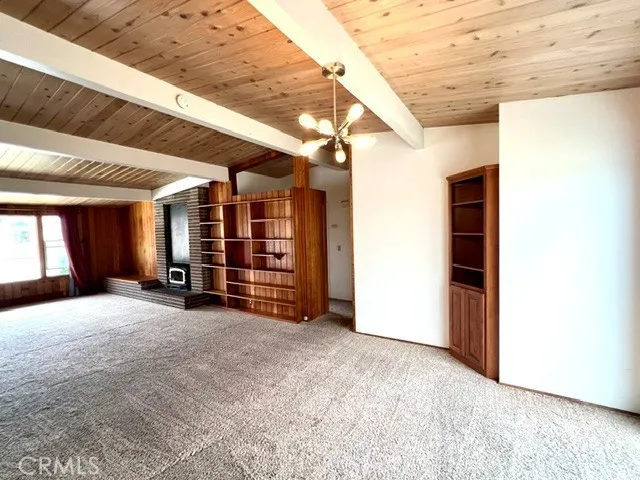 425 Wellington Cambria, CA 93428
