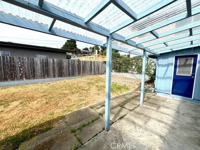 425 Wellington Cambria, CA 93428