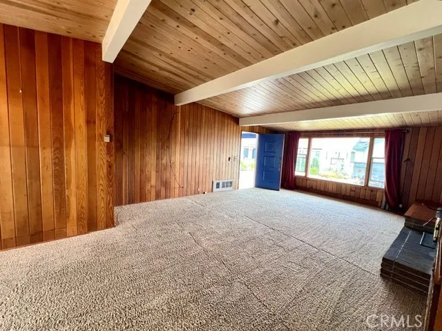 425 Wellington Cambria, CA 93428