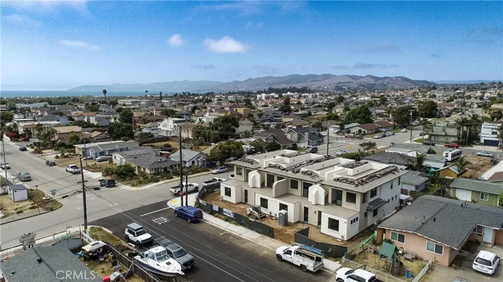 813 Trouville Avenue Grover Beach, CA 93433