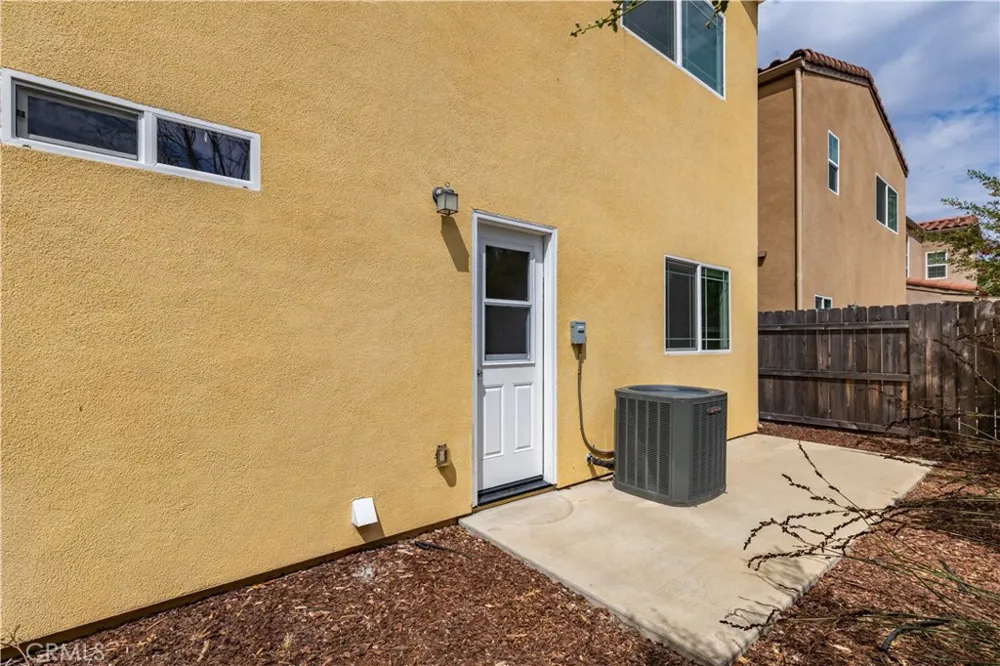 351 Calle De Pueblo Templeton, CA 93465