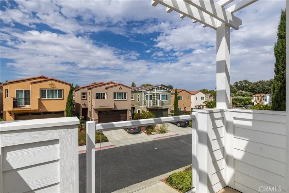351 Calle De Pueblo Templeton, CA 93465