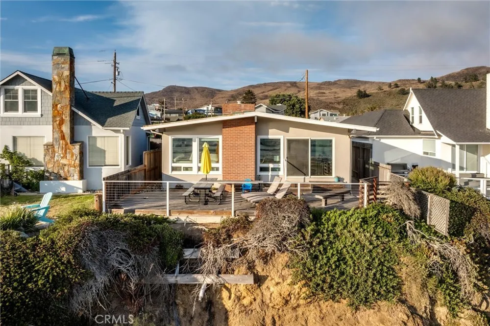 2234 Pacific Cayucos, CA 93430