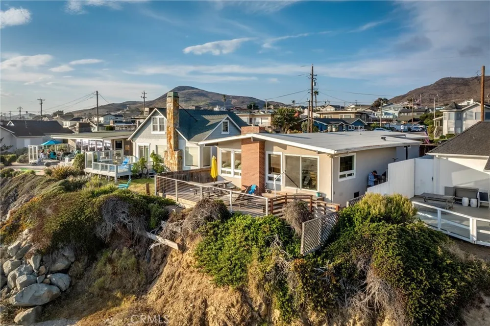 2234 Pacific Cayucos, CA 93430