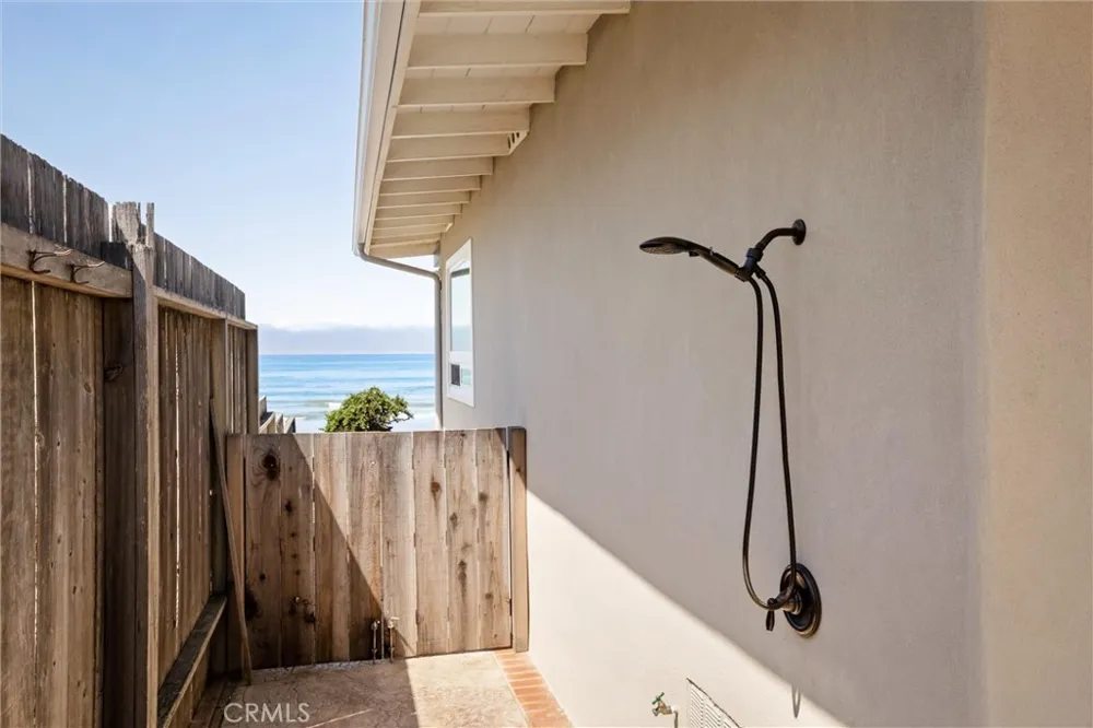 2234 Pacific Cayucos, CA 93430