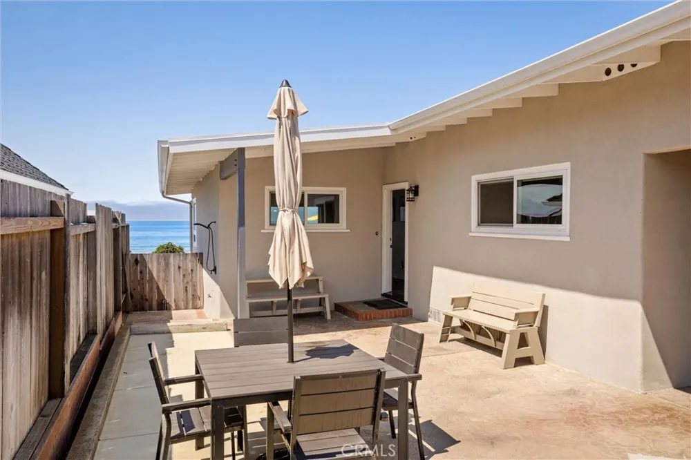 2234 Pacific Cayucos, CA 93430