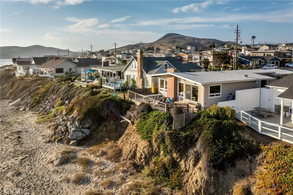2234 Pacific Cayucos, CA 93430