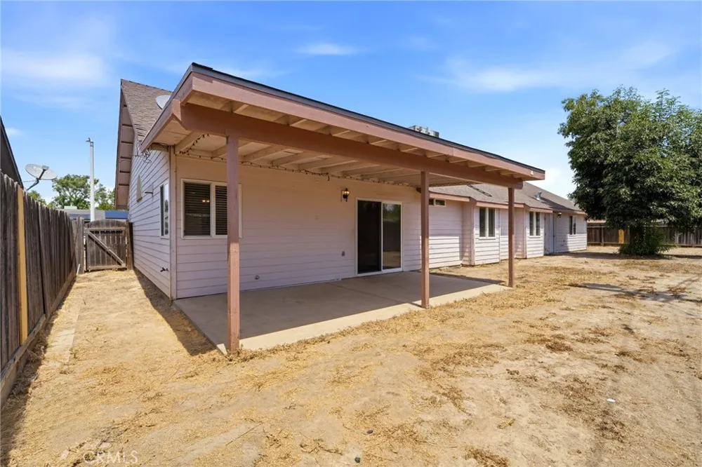 1487 Boyd Court Tulare, CA 93274