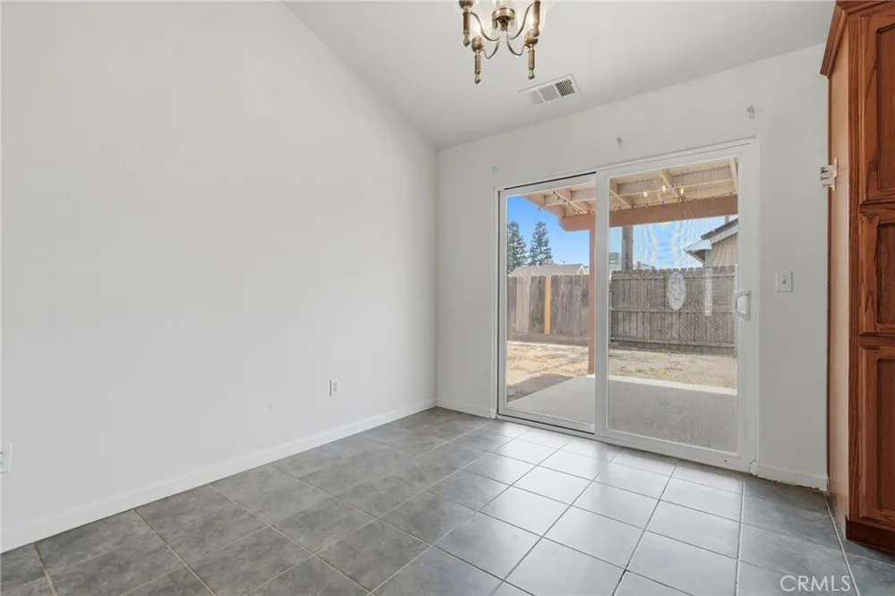 1487 Boyd Court Tulare, CA 93274