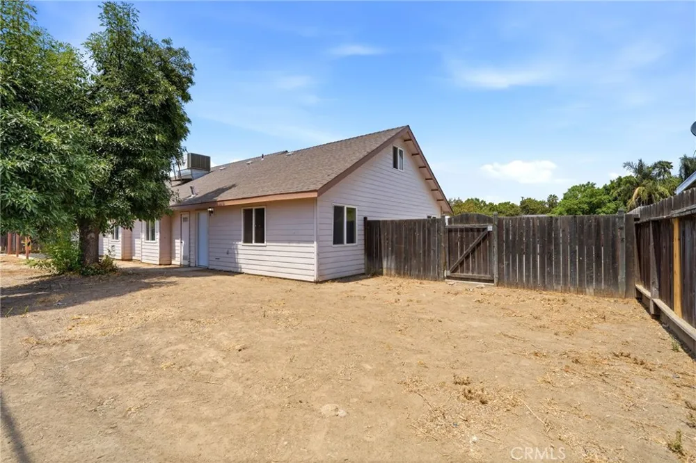 1487 Boyd Court Tulare, CA 93274