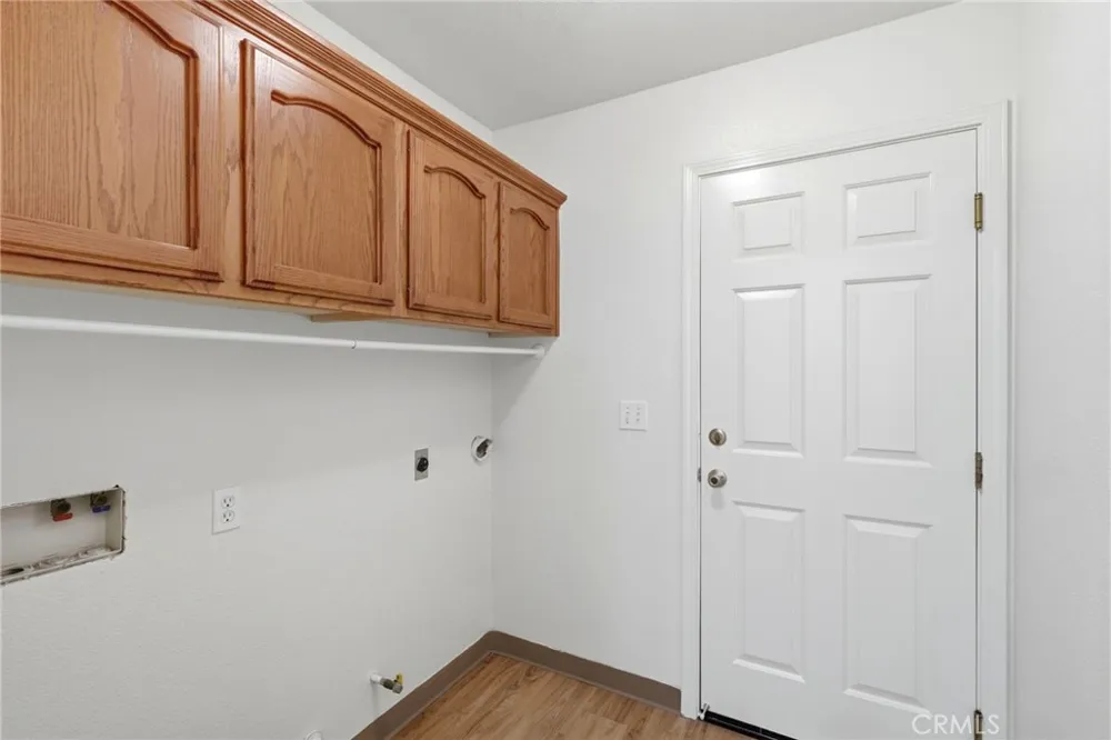 1487 Boyd Court Tulare, CA 93274