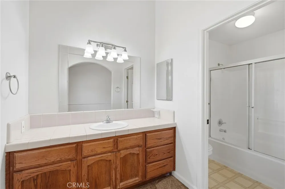 1487 Boyd Court Tulare, CA 93274