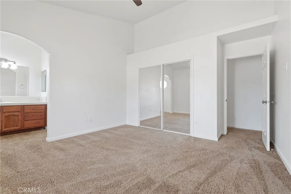 1487 Boyd Court Tulare, CA 93274