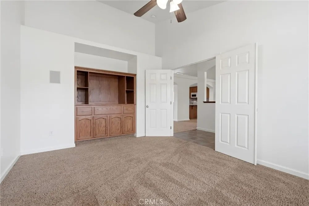 1487 Boyd Court Tulare, CA 93274
