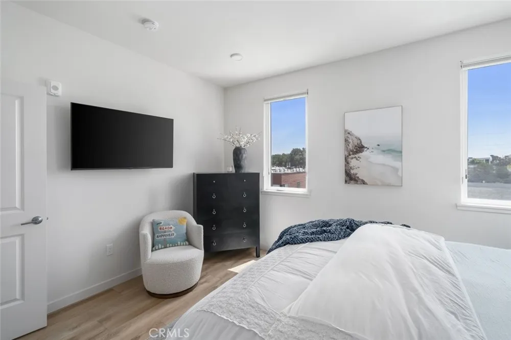 2475 Victoria Avenue #404 San Luis Obispo, CA 93401