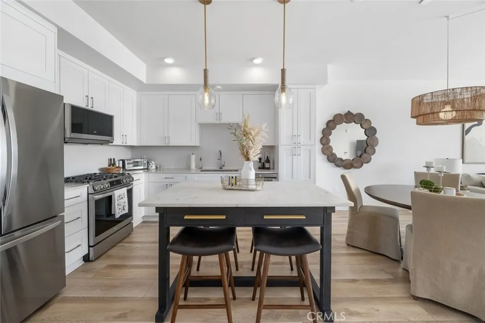 2475 Victoria Avenue #404 San Luis Obispo, CA 93401