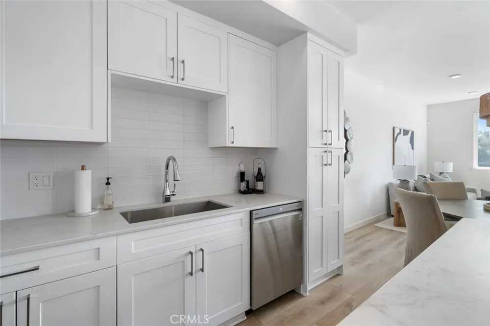 2475 Victoria Avenue #404 San Luis Obispo, CA 93401