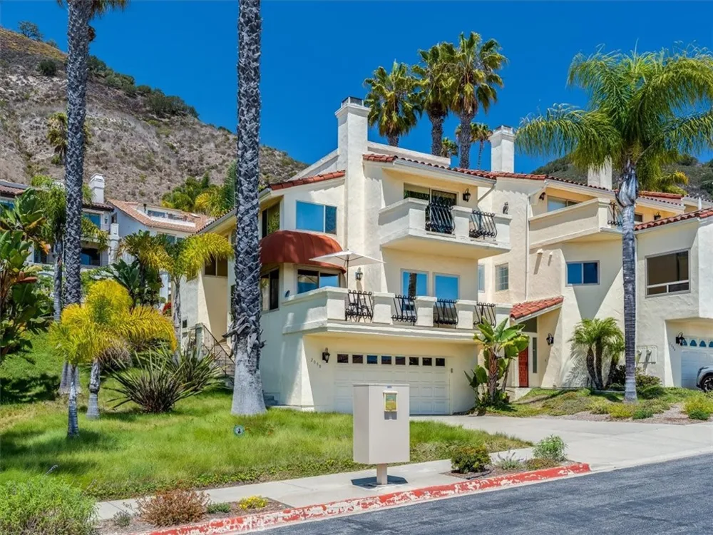 2098 Costa Del Sol Pismo Beach, CA 93449