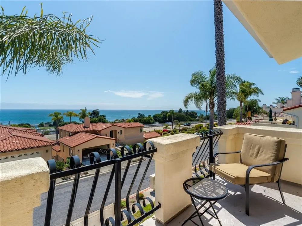 2098 Costa Del Sol Pismo Beach, CA 93449