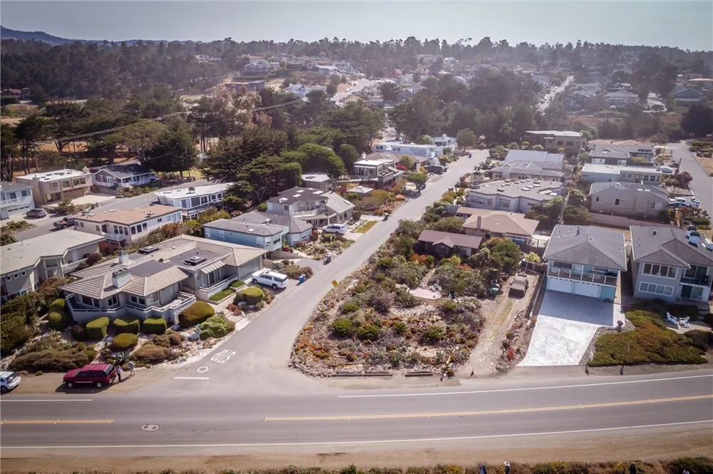 5978 Moonstone Beach Drive Cambria, CA 93428