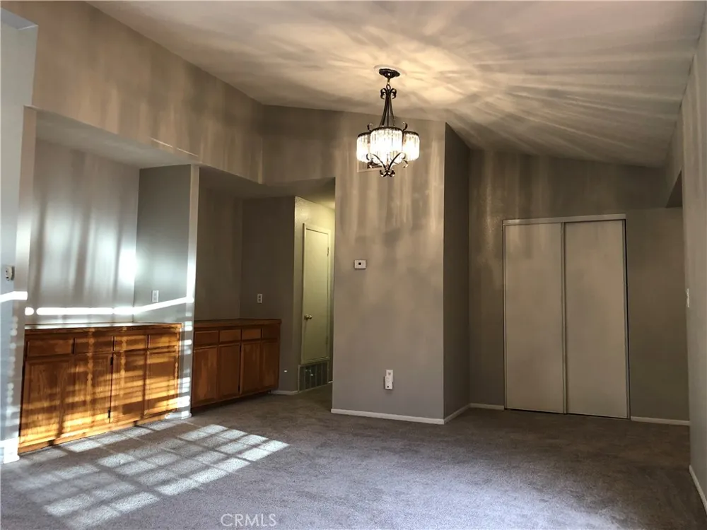 3200 Cattleman Bakersfield, CA 93312