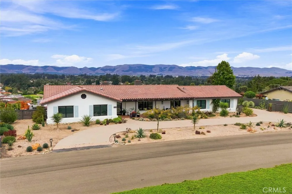 530 Calle Cielo Nipomo, CA 93444