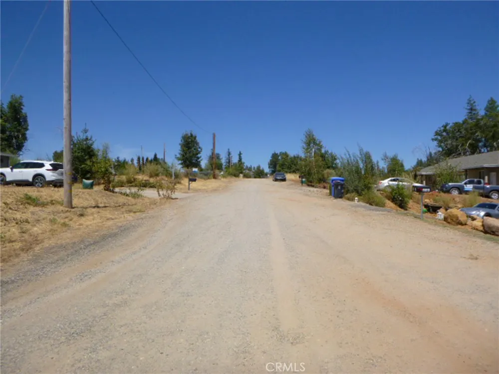 5667 Clara Lane Paradise, CA 95969