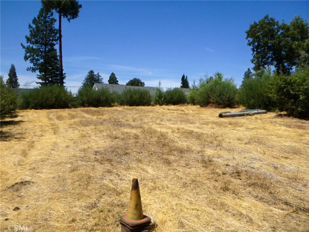 5667 Clara Lane Paradise, CA 95969