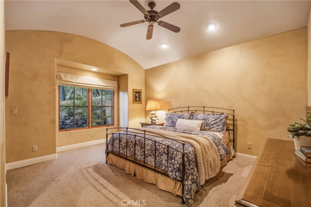 14941 Woodland Park Drive Forest Ranch, CA 95942
