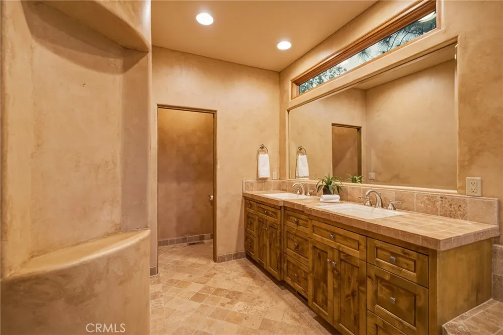 14941 Woodland Park Drive Forest Ranch, CA 95942