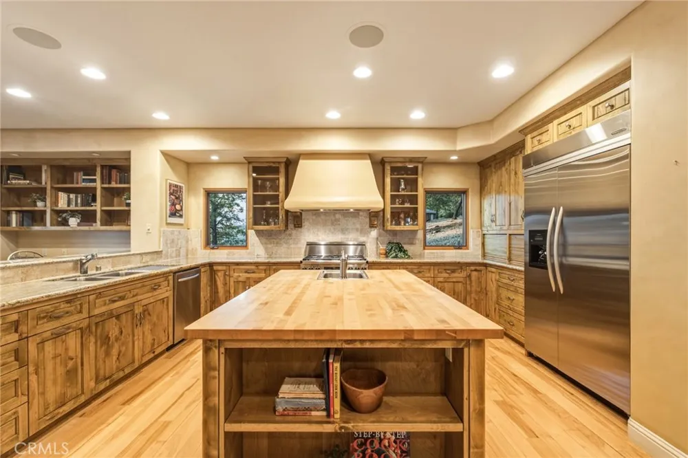 14941 Woodland Park Drive Forest Ranch, CA 95942