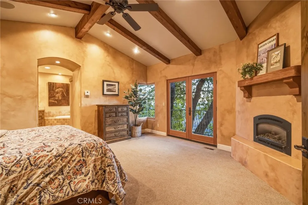 14941 Woodland Park Drive Forest Ranch, CA 95942
