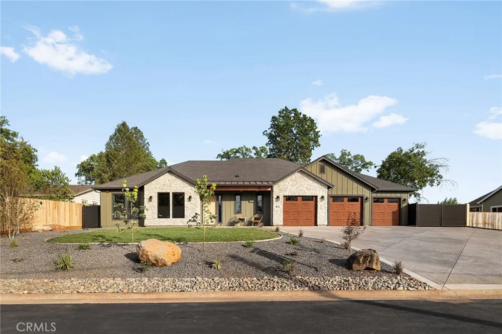 230 Redbud Paradise, CA 95969
