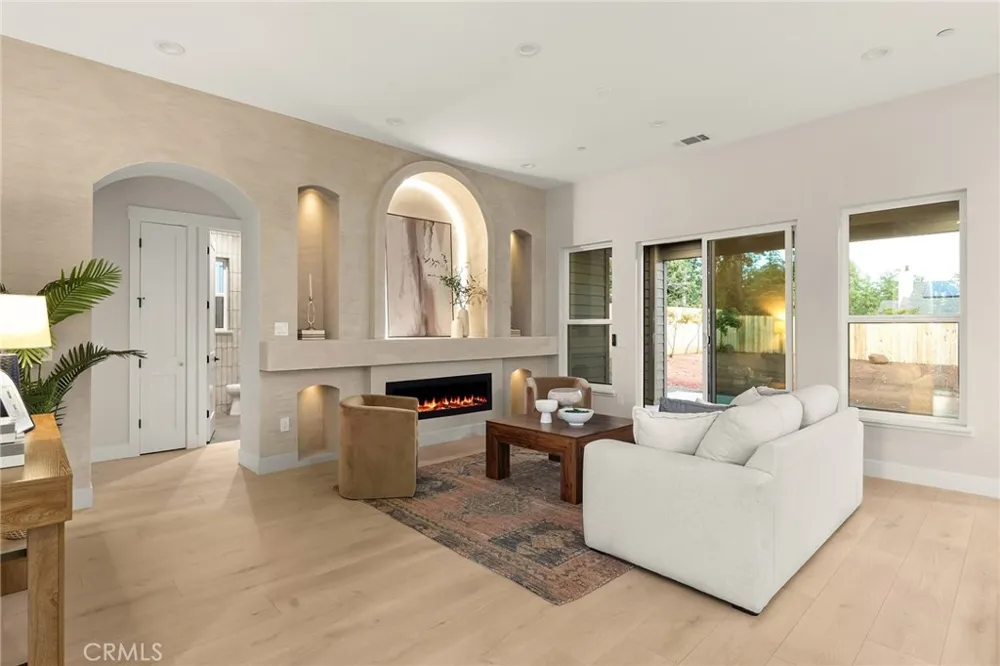 230 Redbud Paradise, CA 95969