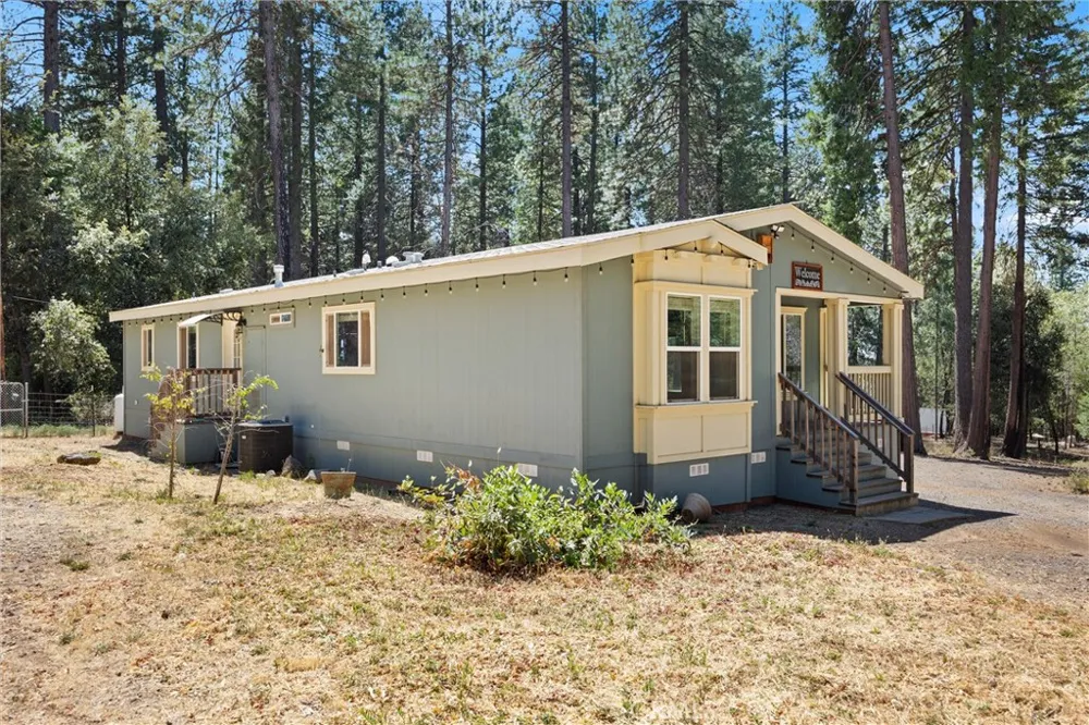 14565 Coutolenc Magalia, CA 95954