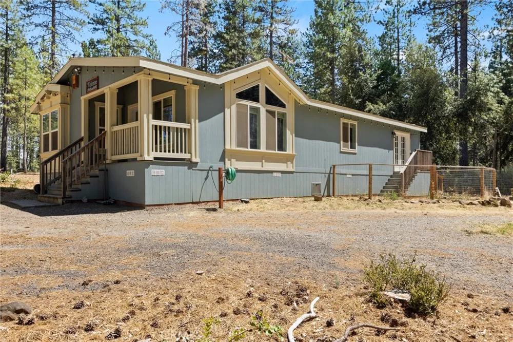 14565 Coutolenc Magalia, CA 95954
