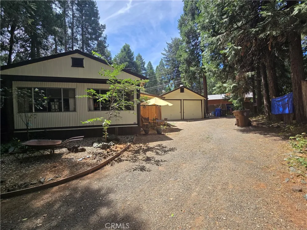 14837 Wood Magalia, CA 95954
