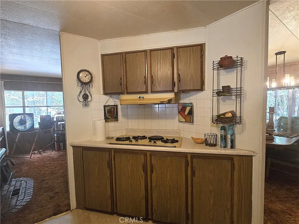 14837 Wood Magalia, CA 95954