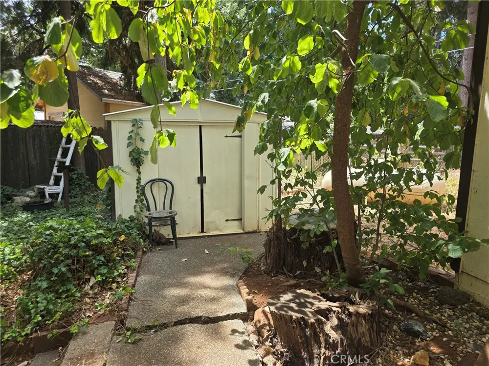 14837 Wood Magalia, CA 95954